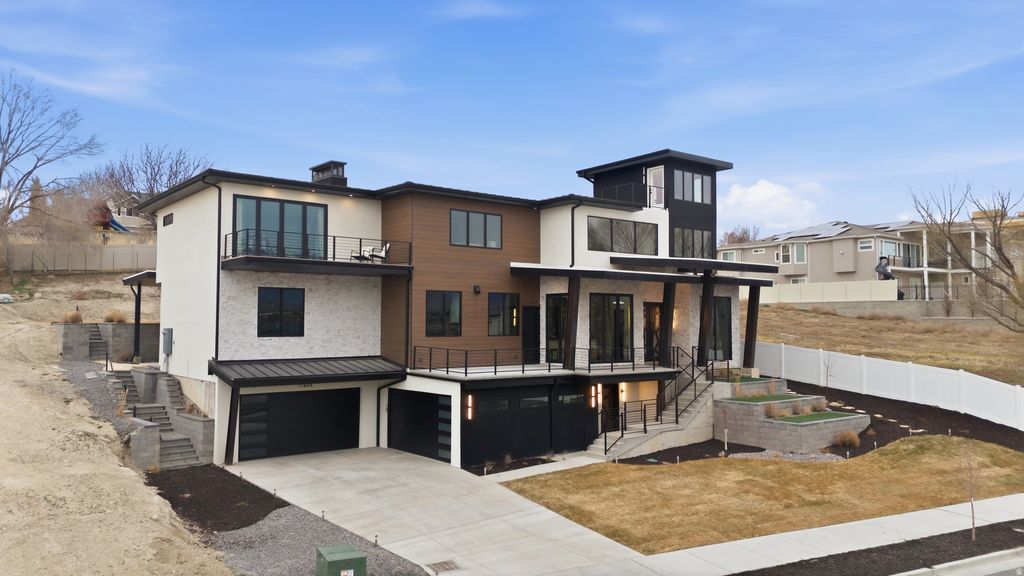 Photo of 11606 S HALCOM DR, South Jordan, UT 84095 (MLS # 2136821)