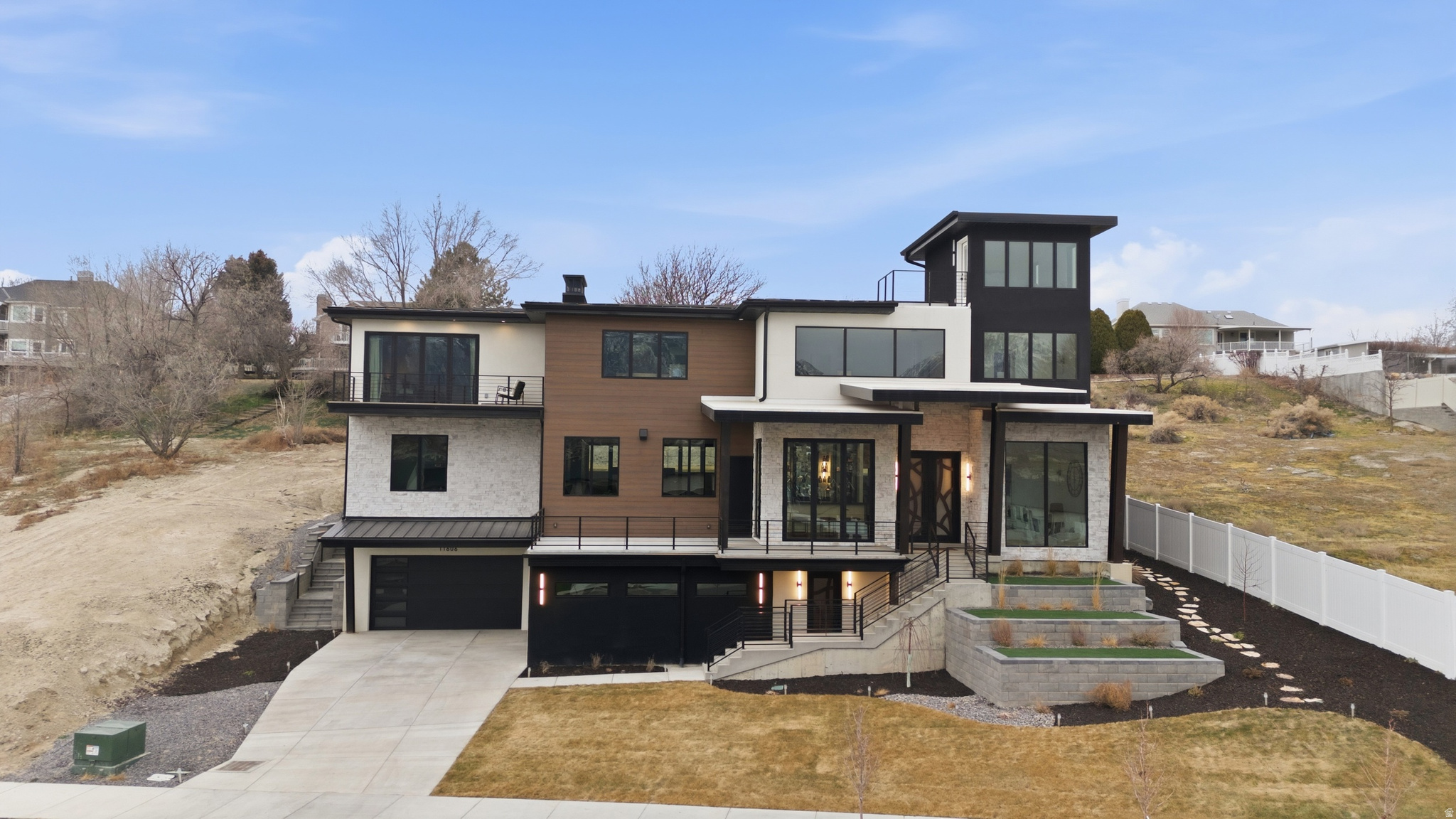 CLOVER RIDGE - Residential