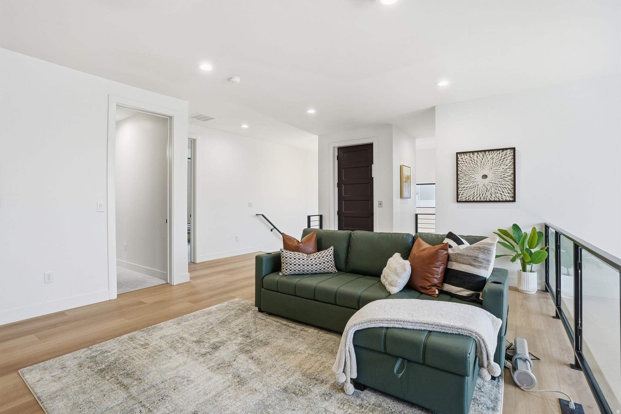 CLOVER RIDGE - Residential