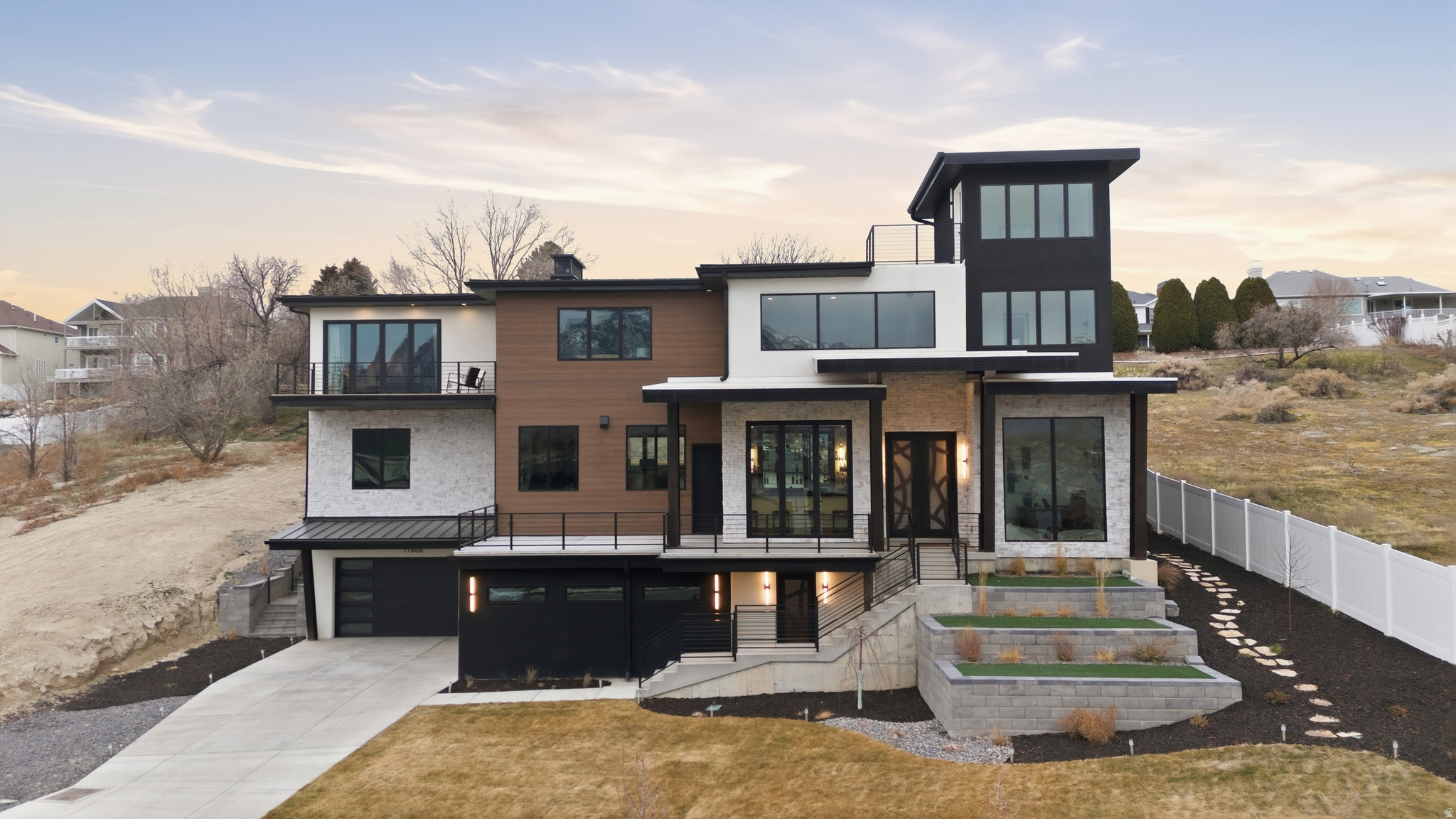 CLOVER RIDGE - Residential