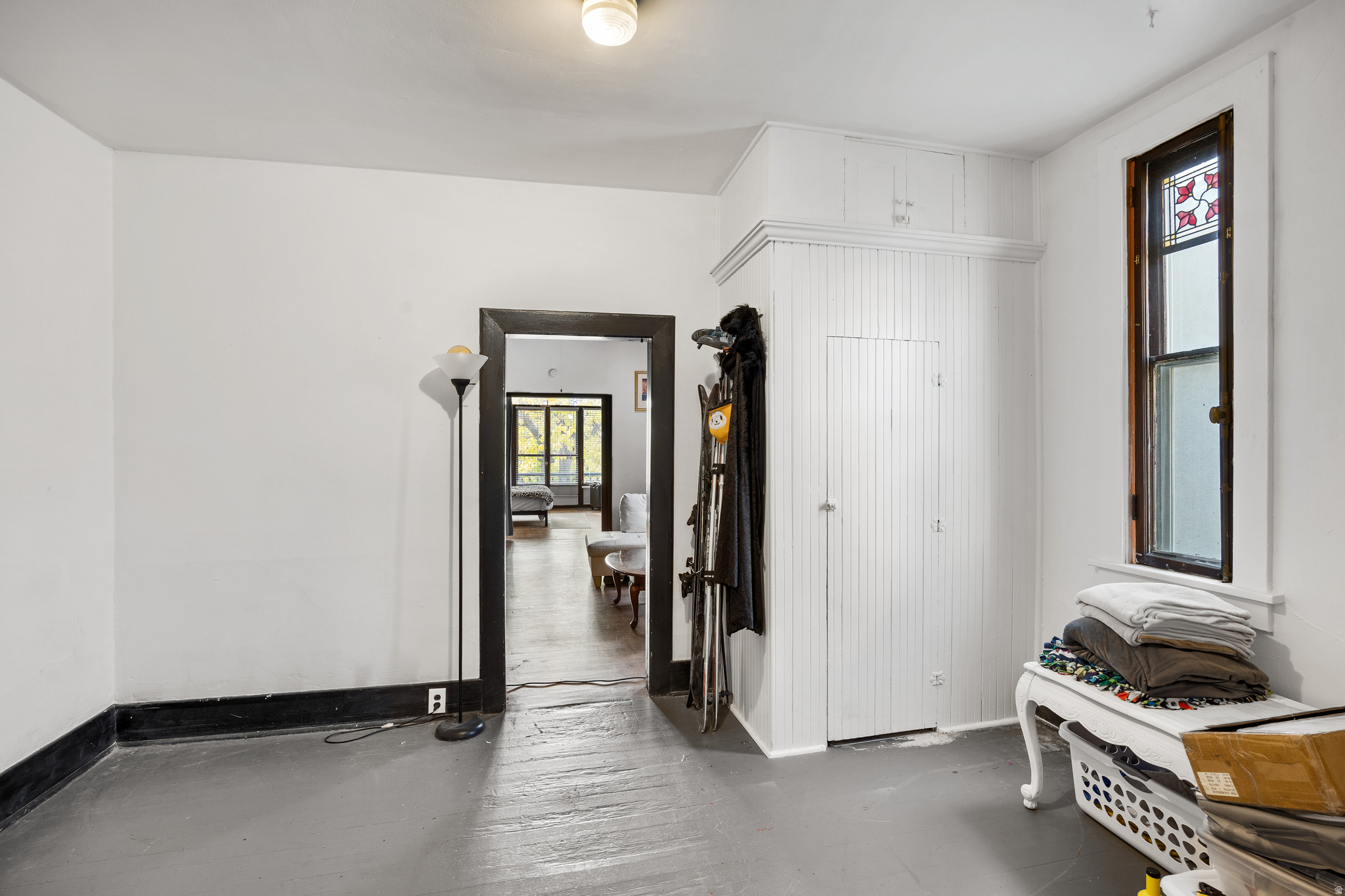 THE AVENUES - Residential Income