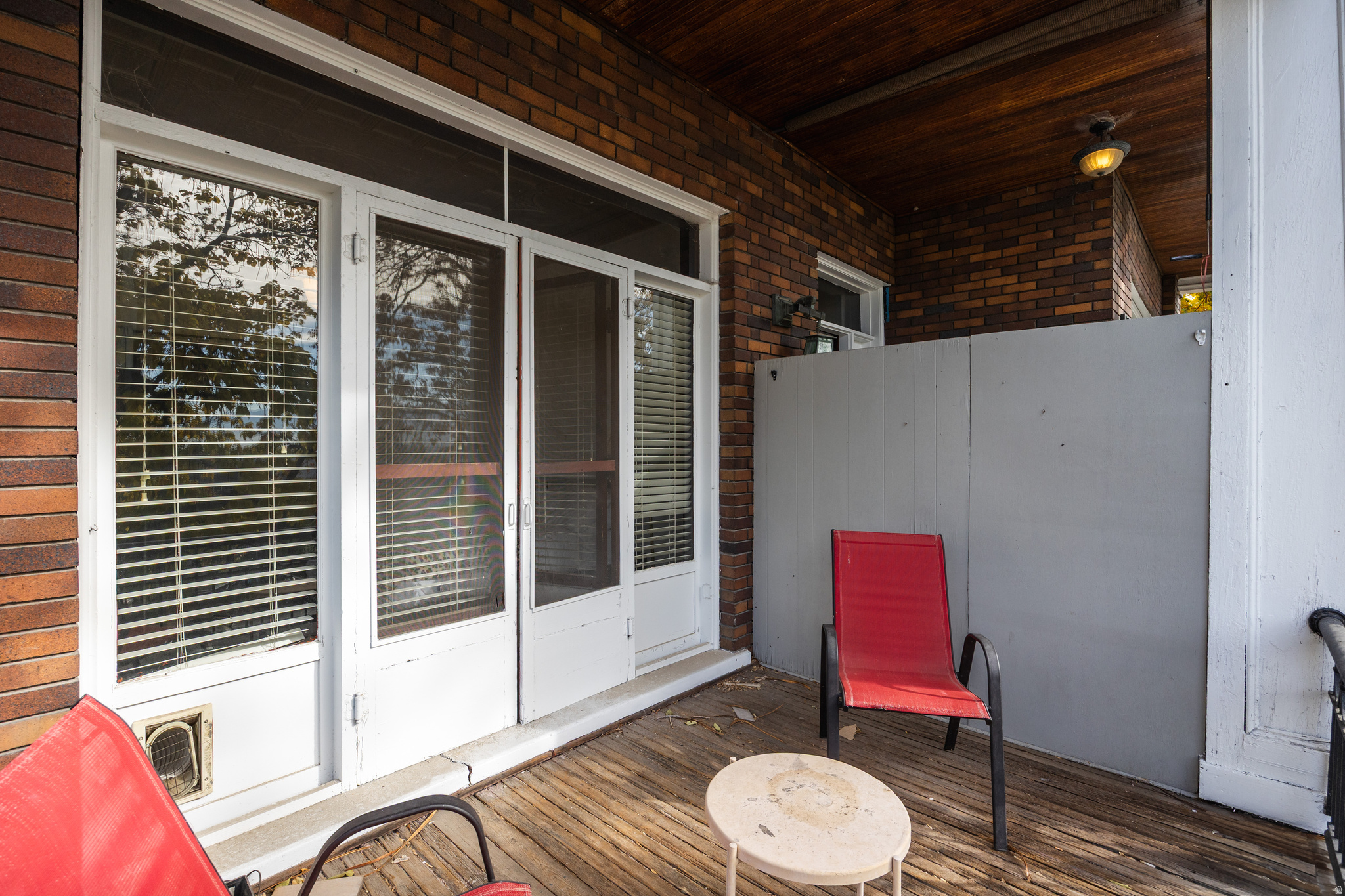 THE AVENUES - Residential Income