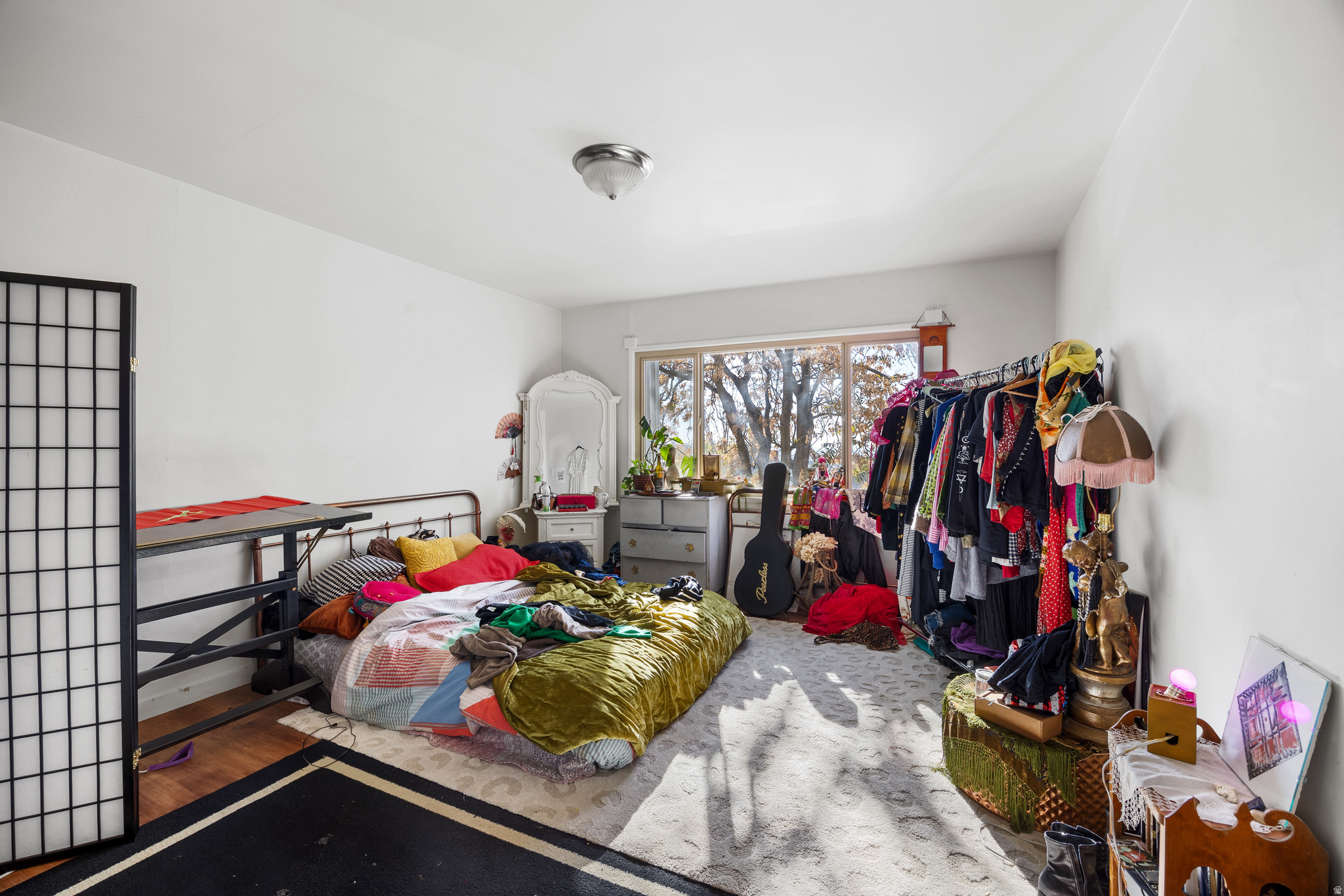 THE AVENUES - Residential Income