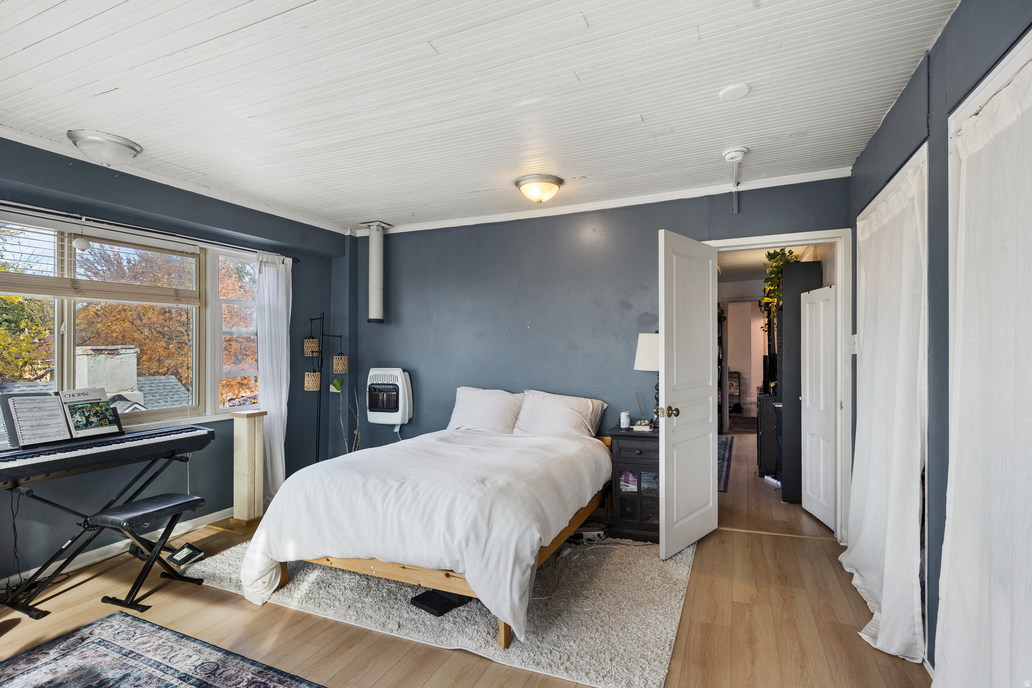 THE AVENUES - Residential Income