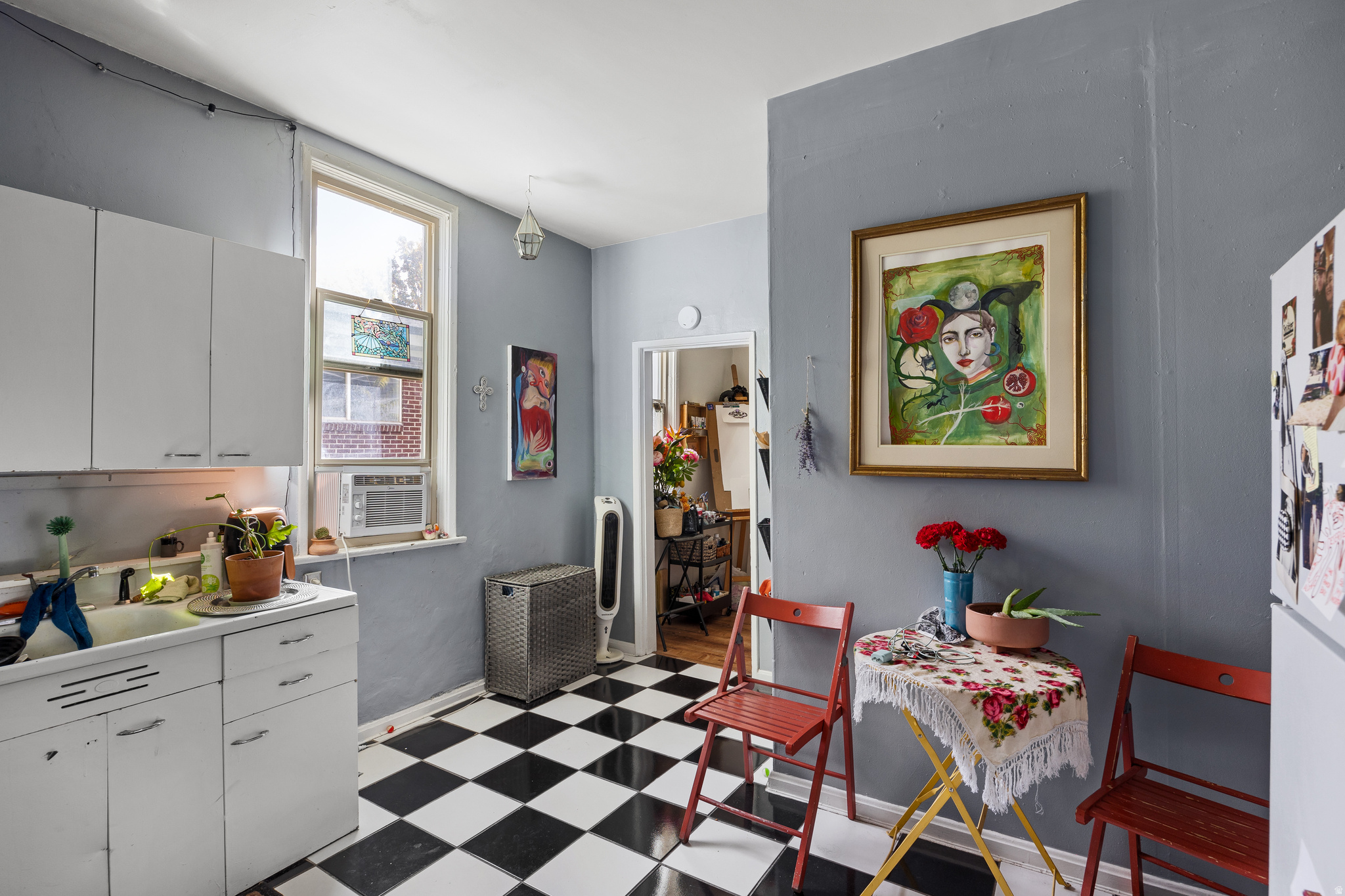 THE AVENUES - Residential Income