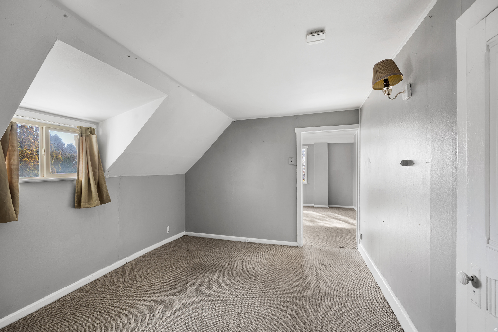 THE AVENUES - Residential Income