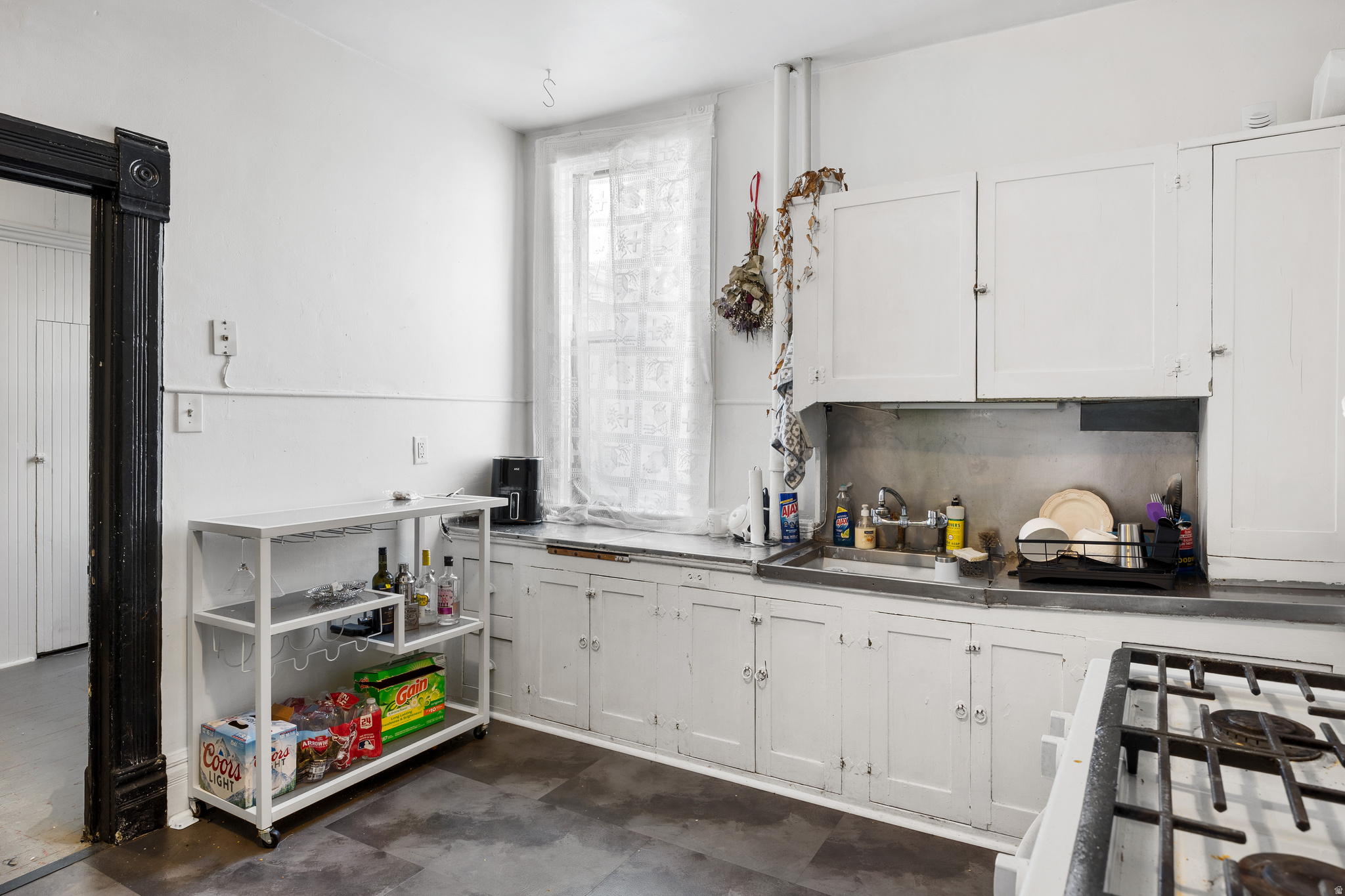 THE AVENUES - Residential Income