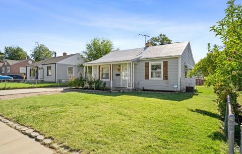 Tiny photo for 62 VILLA DR, Clearfield, UT 84015 (MLS # 2118077)
