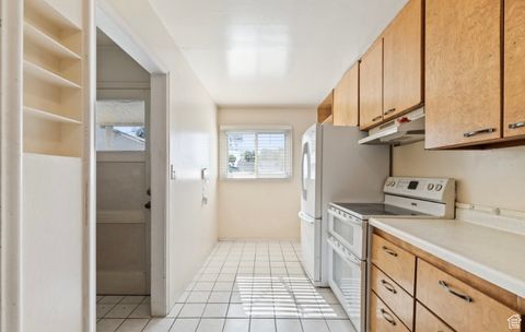 Tiny photo for 62 VILLA DR, Clearfield, UT 84015 (MLS # 2118077)