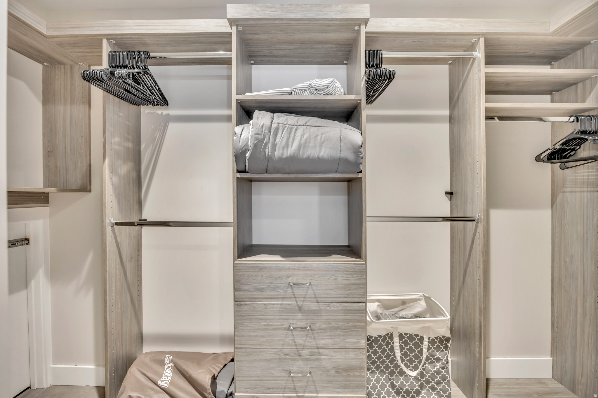 REED AVENUE FLATS - Residential