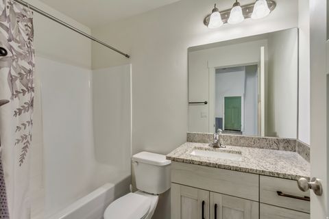 Tiny photo for 40 E 920 N, Santaquin, UT 84655 (MLS # 2126423)