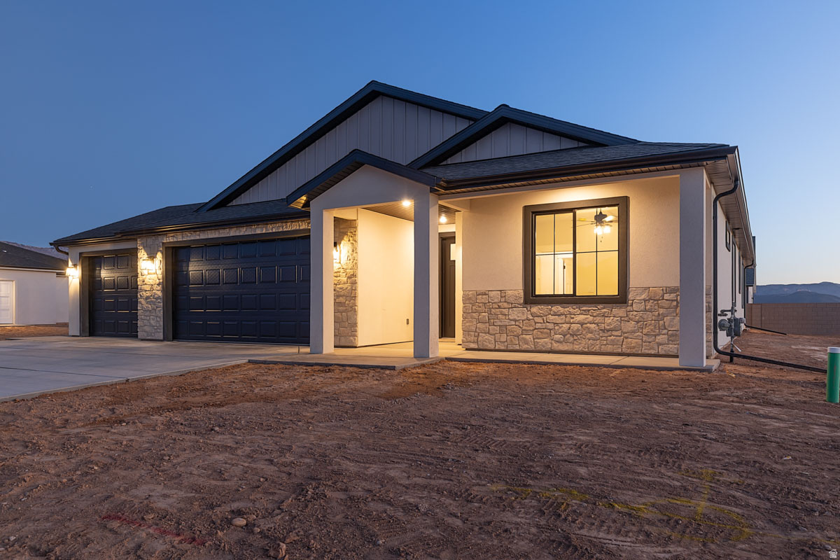 IRON WEST - Residential