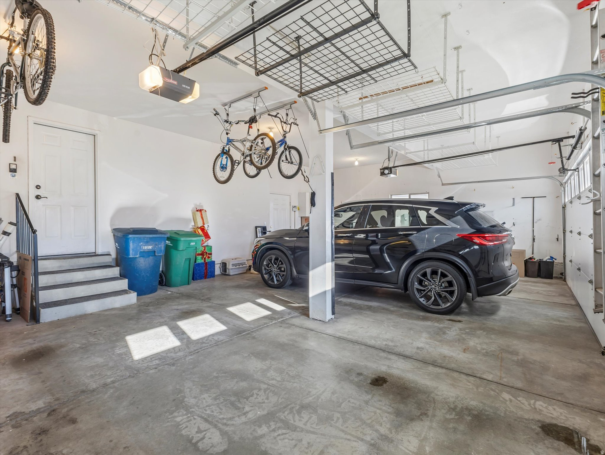 CARRIAGE CROSSING - Residential