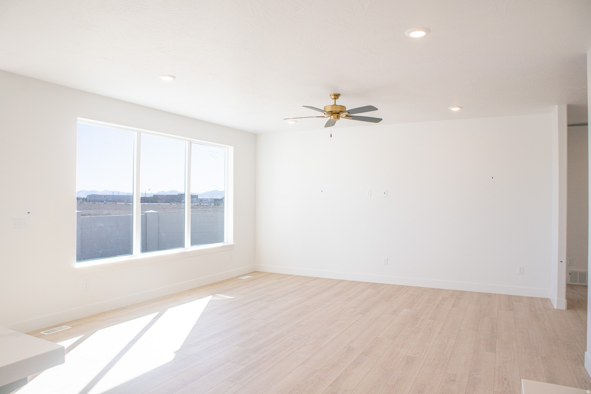 PARKWAY FIELDS SINGLES 2 - Residential