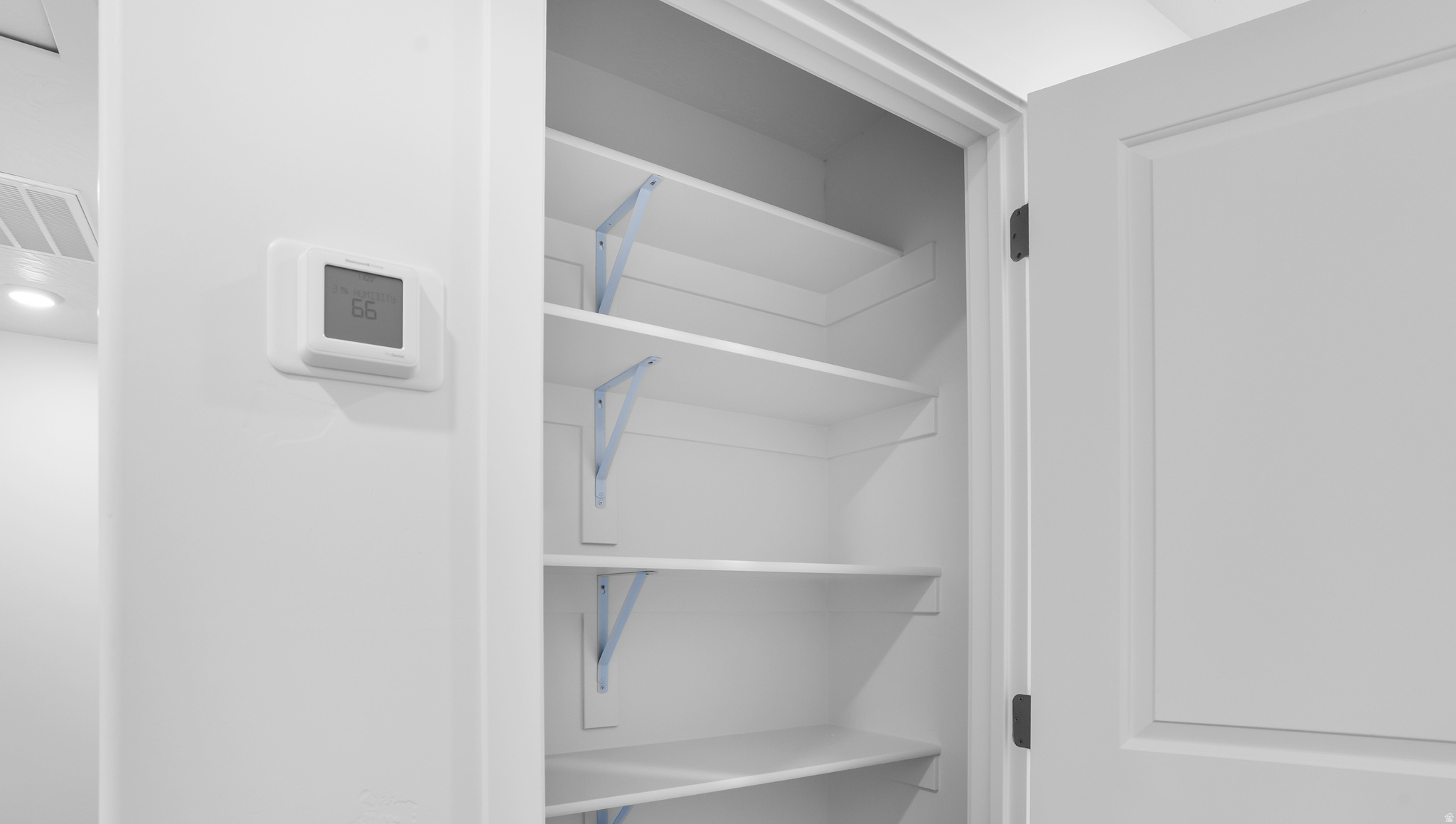 CORRAL HOLLOW AT LONG VALLEY - Residential