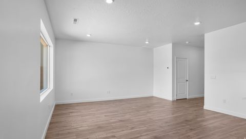 Tiny photo for 1895 S WOLVERINE WAY #220, Washington, UT 84780 (MLS # 2136657)