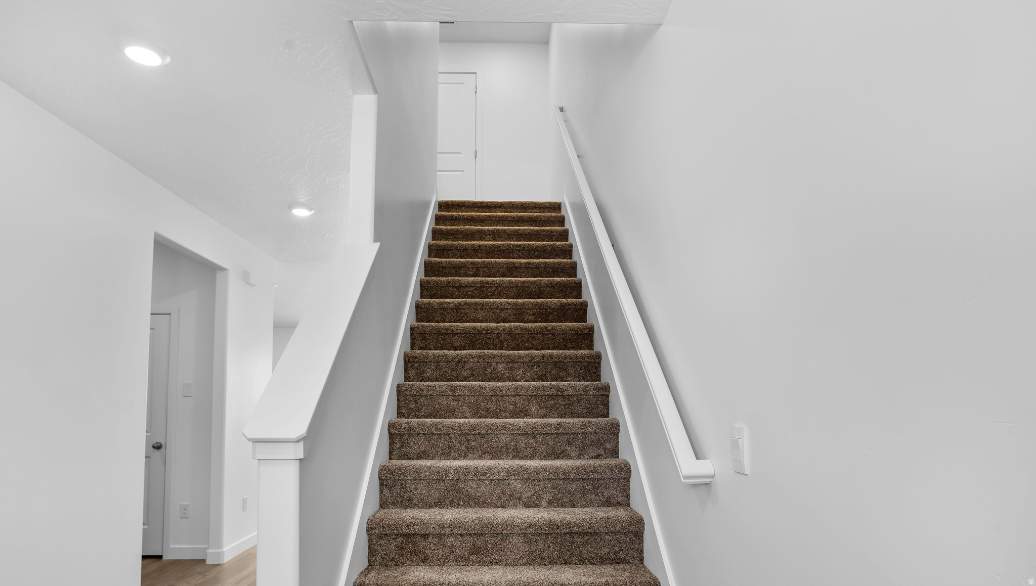 CORRAL HOLLOW AT LONG VALLEY - Residential