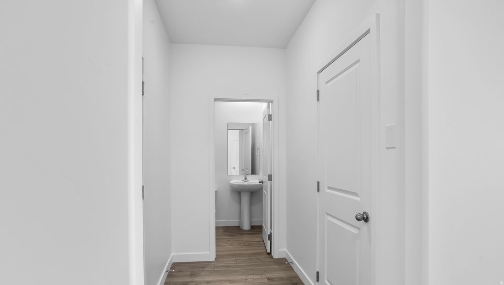 Photo of 1895 S WOLVERINE WAY #220, Washington, UT 84780 (MLS # 2136657)