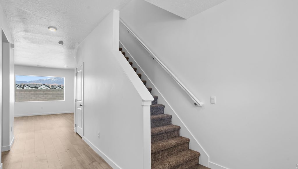 Photo of 1895 S WOLVERINE WAY #220, Washington, UT 84780 (MLS # 2136657)