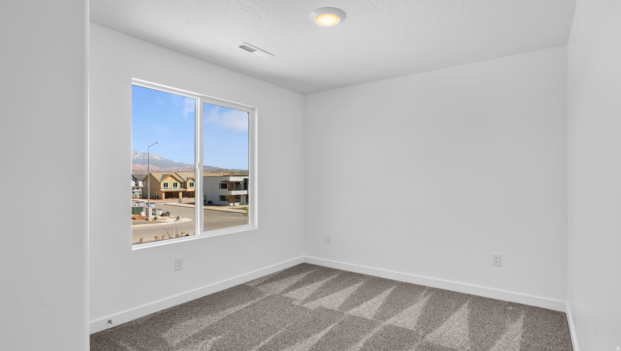 CORRAL HOLLOW AT LONG VALLEY - Residential