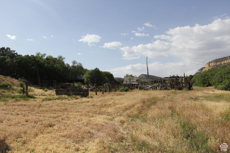 Land, Mount Carmel, Utah image 18