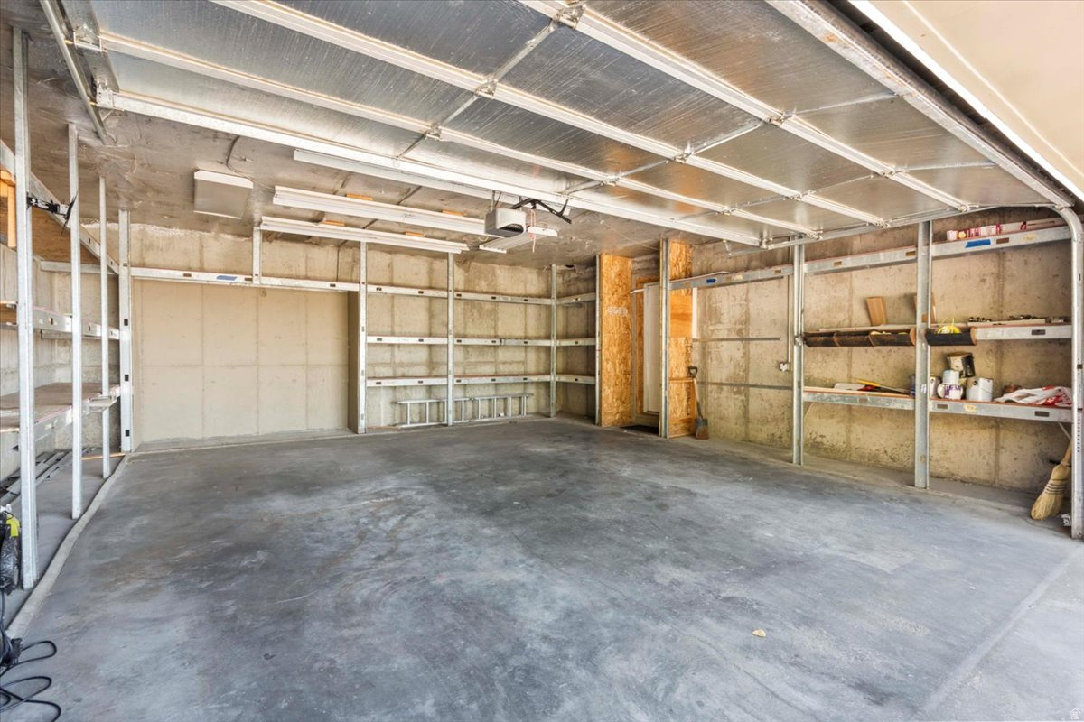 CRESTWOOD SUB - Residential