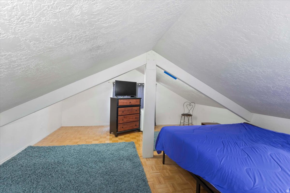 CRESTWOOD SUB - Residential