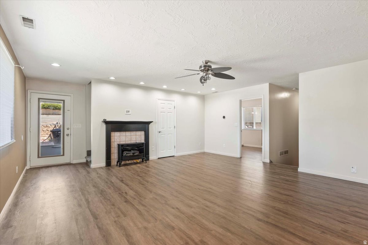 CRESTWOOD SUB - Residential