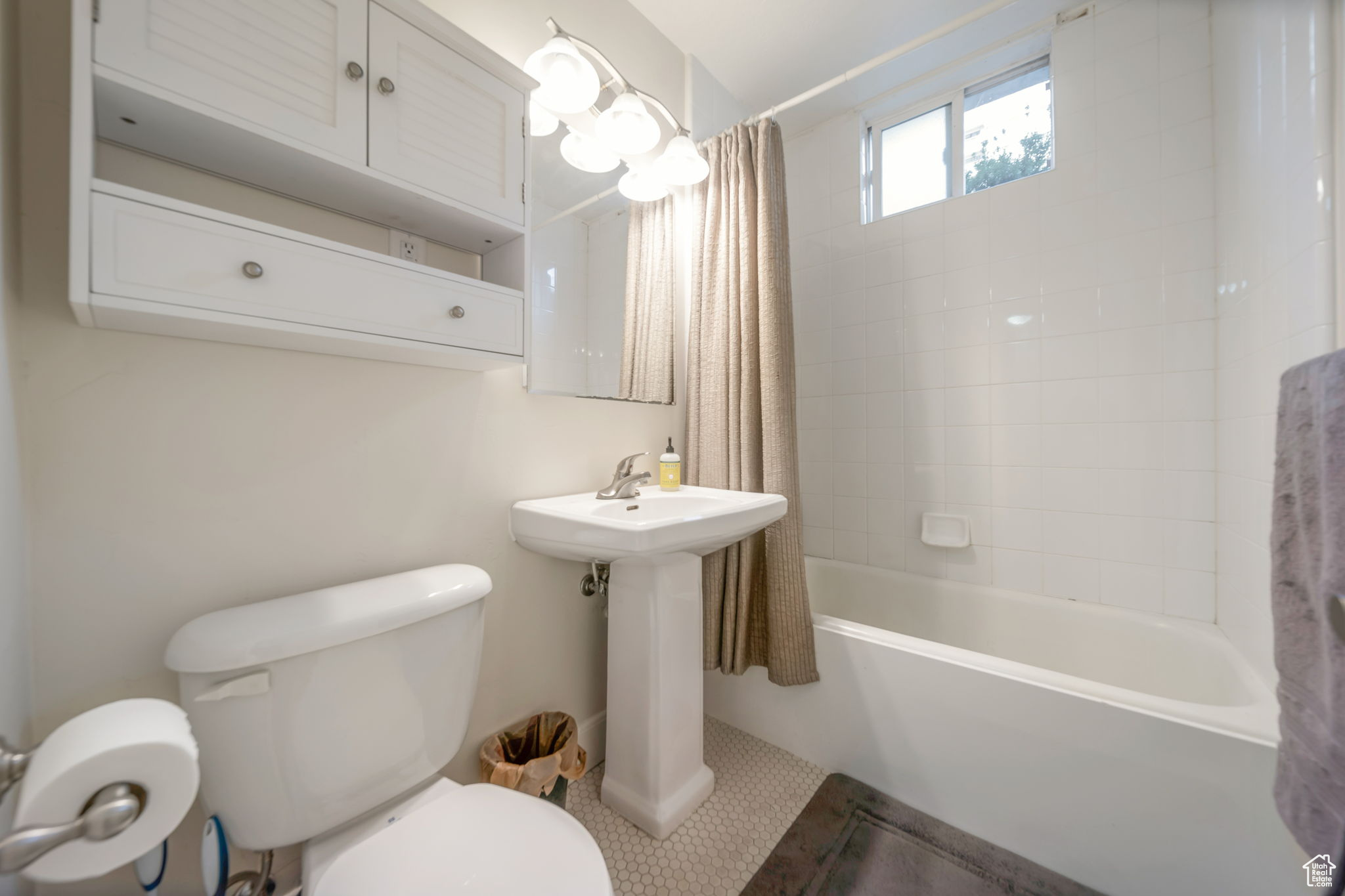 ARMISTA CONDO - Residential