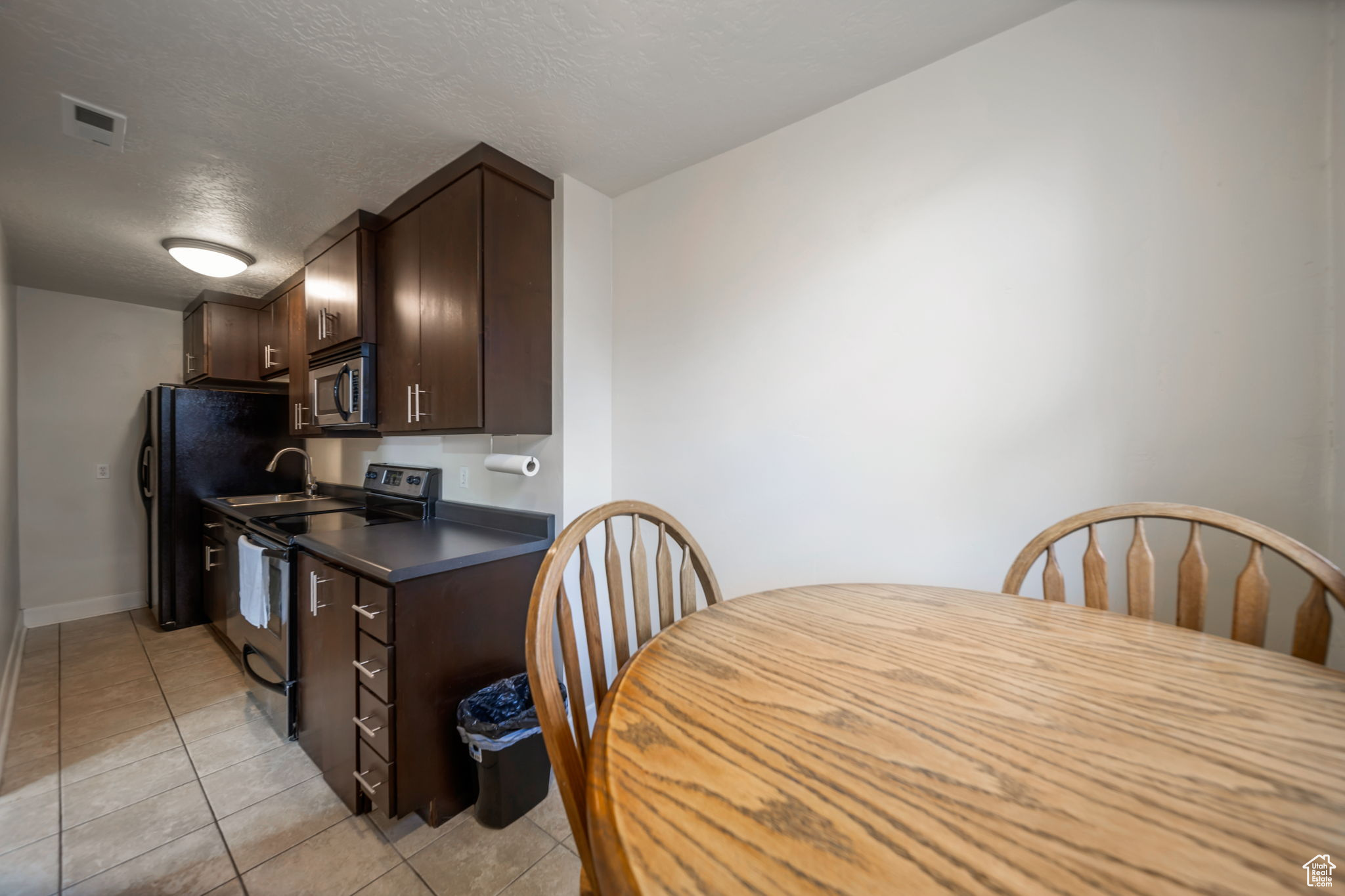 ARMISTA CONDO - Residential