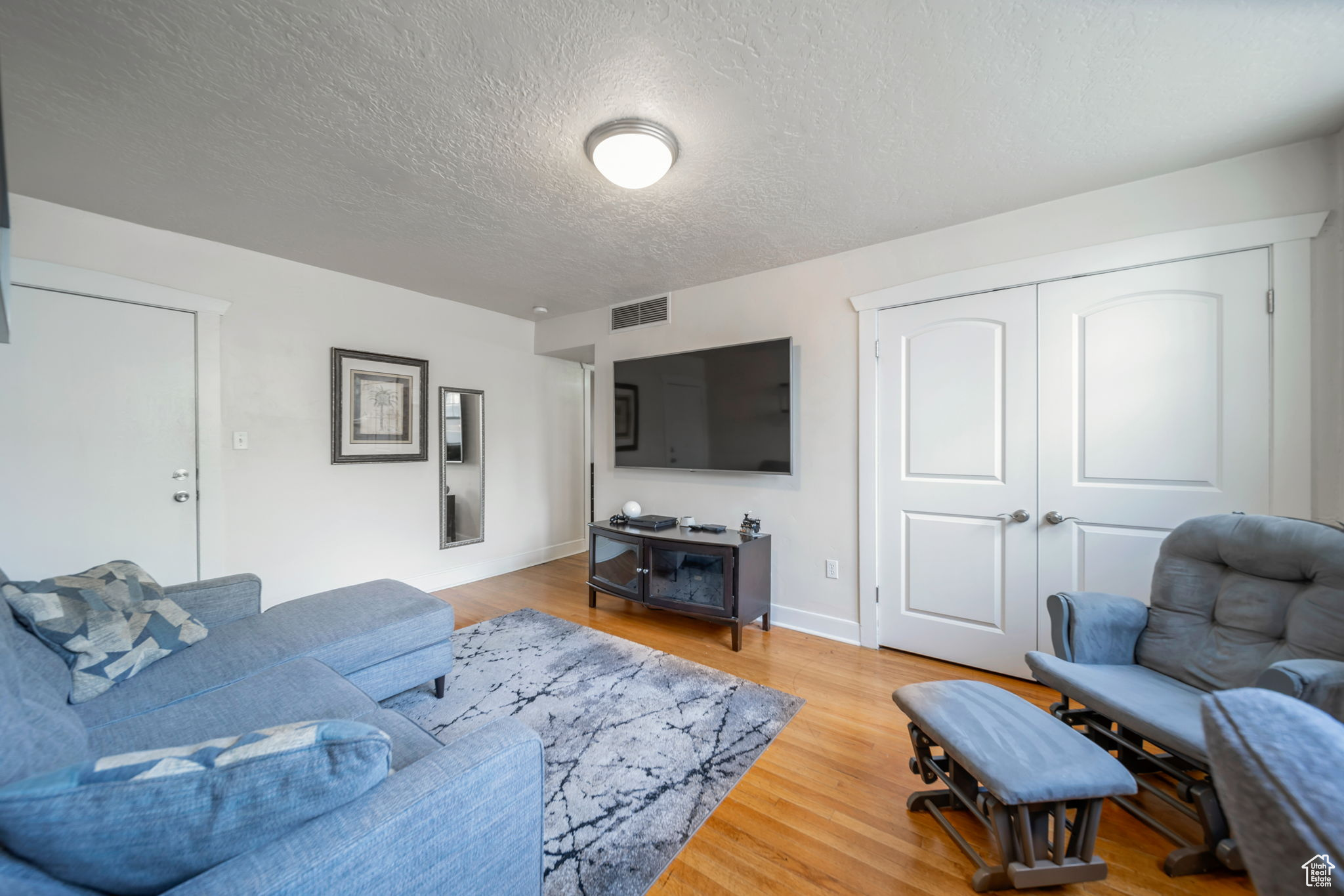 ARMISTA CONDO - Residential