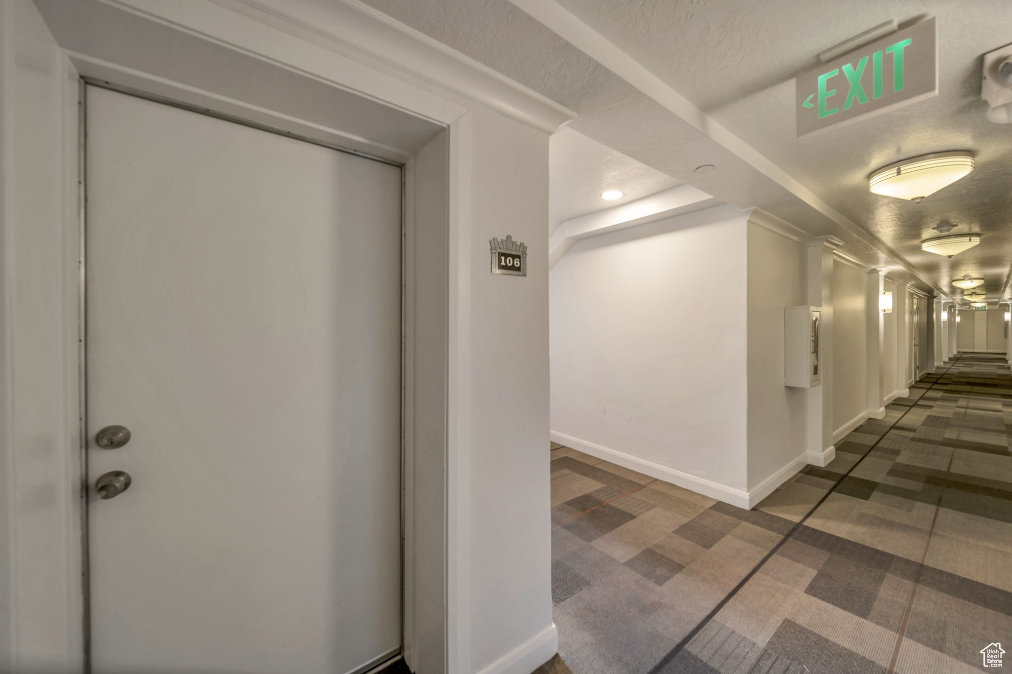 ARMISTA CONDO - Residential