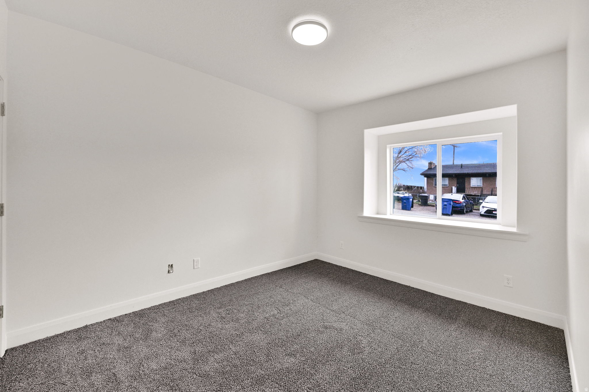 ASPEN APTS - Commercial Sale