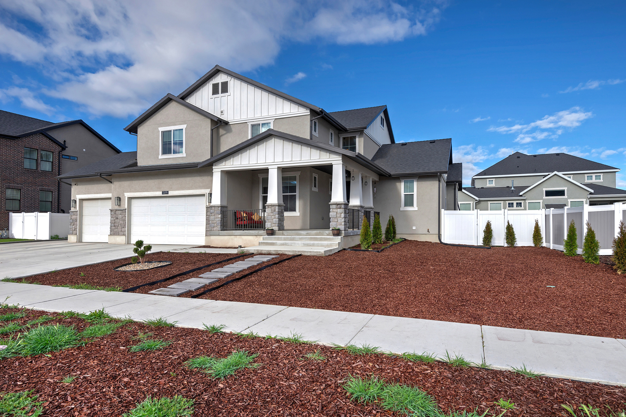 WILLOW CREEK - Residential