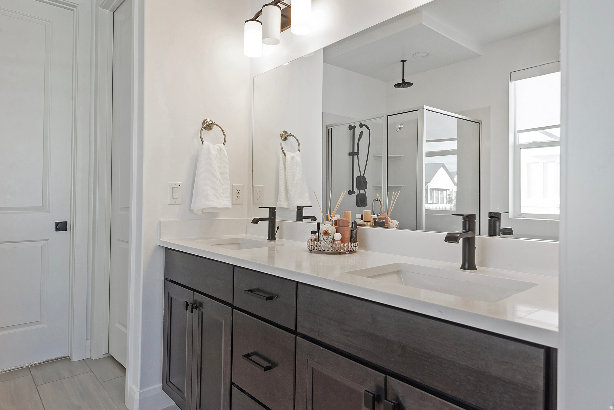 WILLOW CREEK - Residential