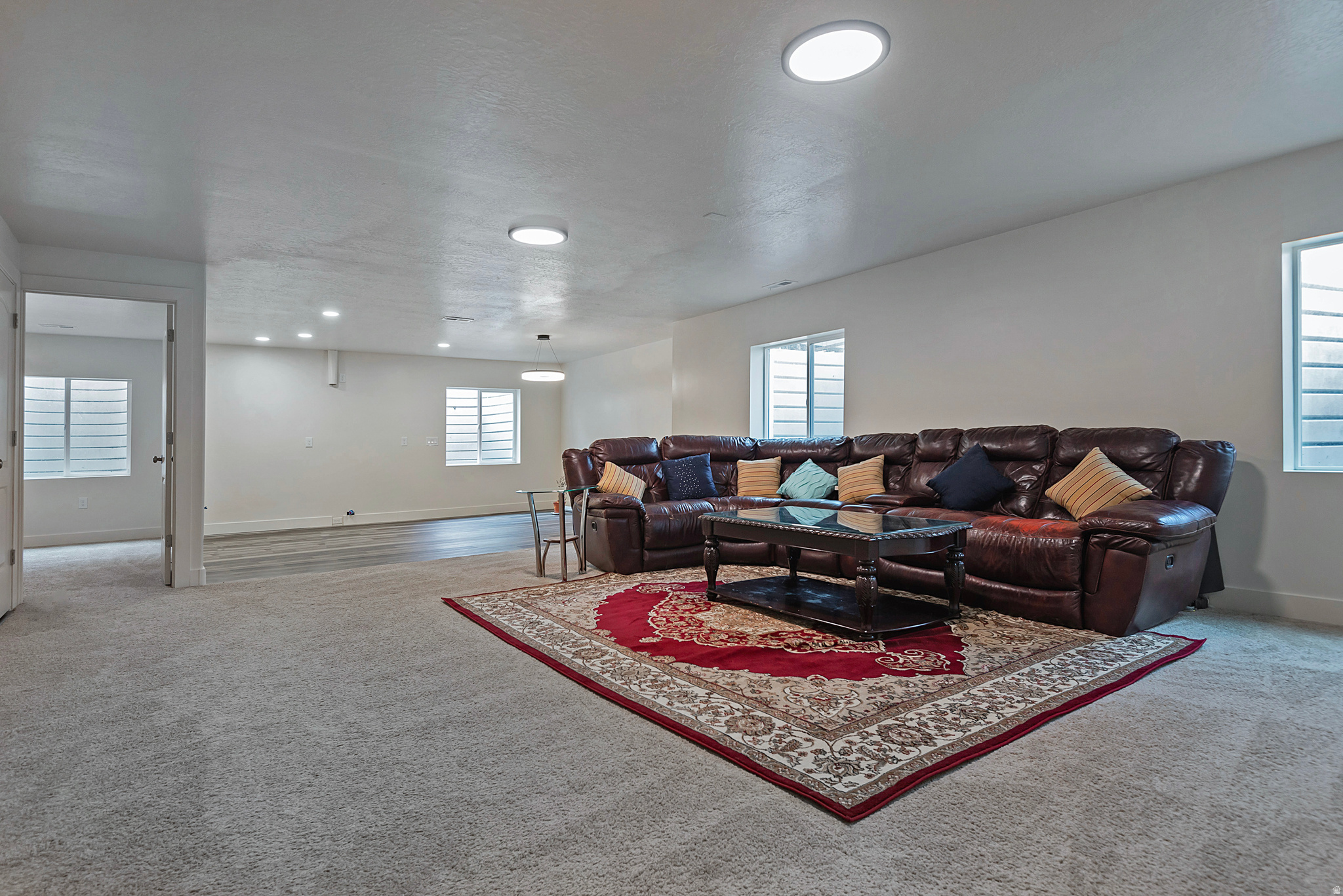 WILLOW CREEK - Residential