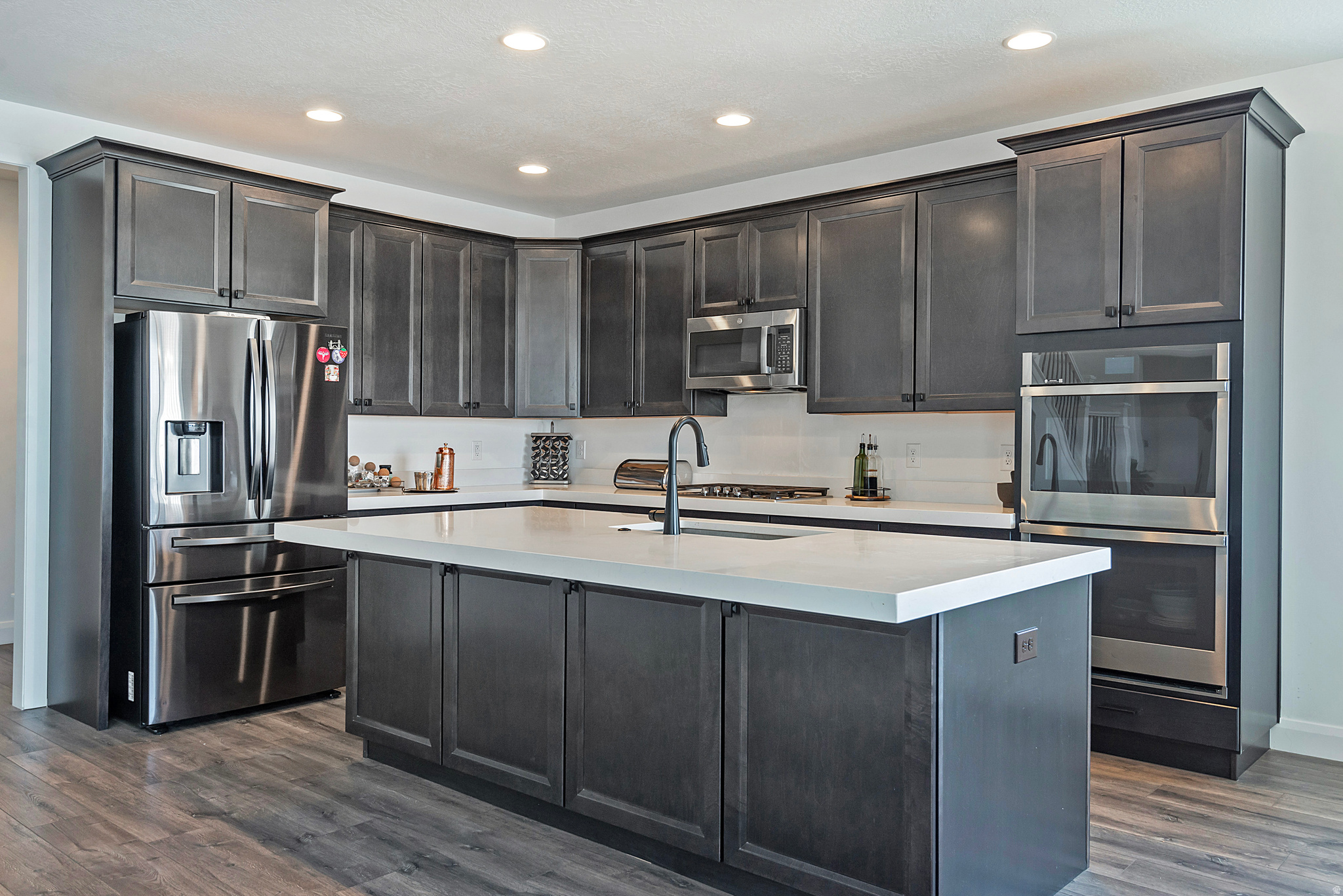 WILLOW CREEK - Residential