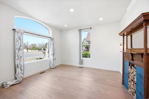 Tiny photo for 2265 S 700 E, Salt Lake City, UT 84106 (MLS # 2158678)