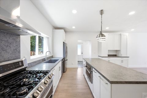 Tiny photo for 2265 S 700 E, Salt Lake City, UT 84106 (MLS # 2158678)