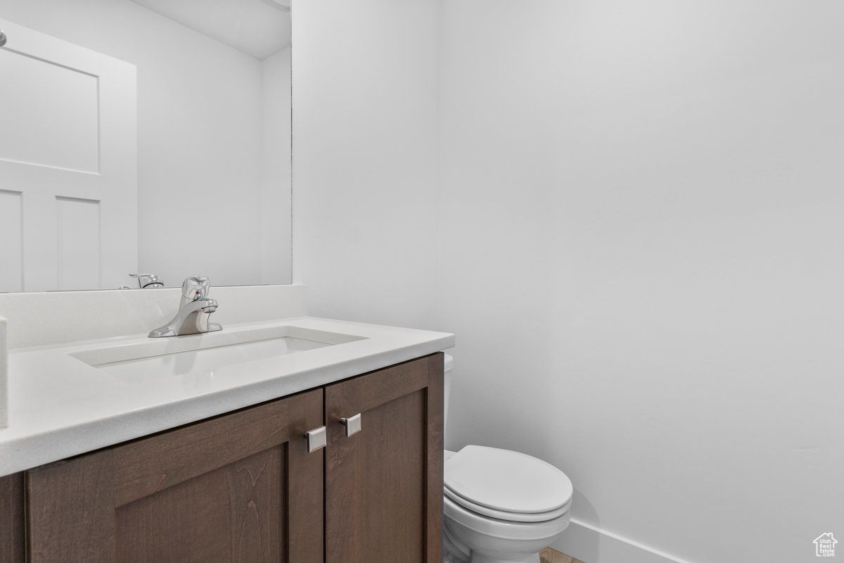 LOVELESS ESTATES - Residential