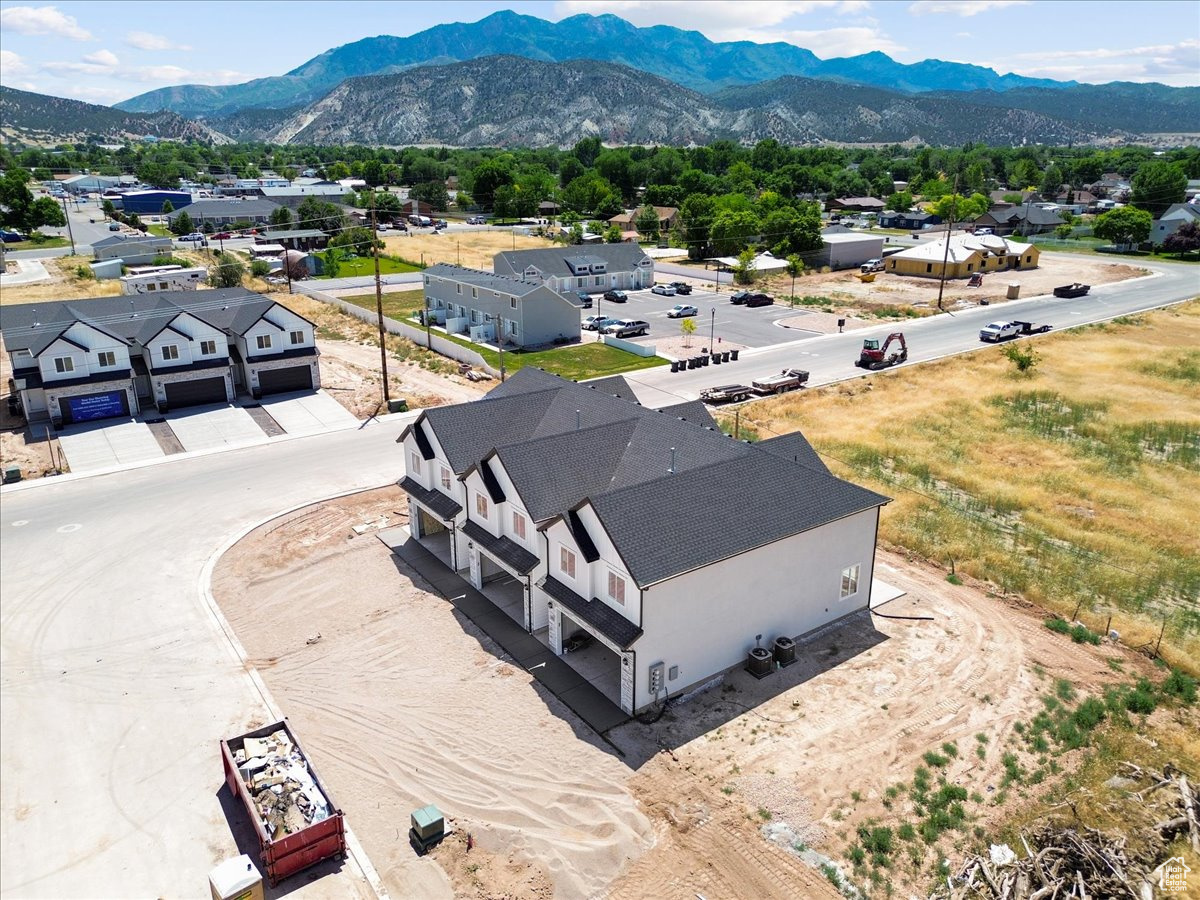 LOVELESS ESTATES - Residential