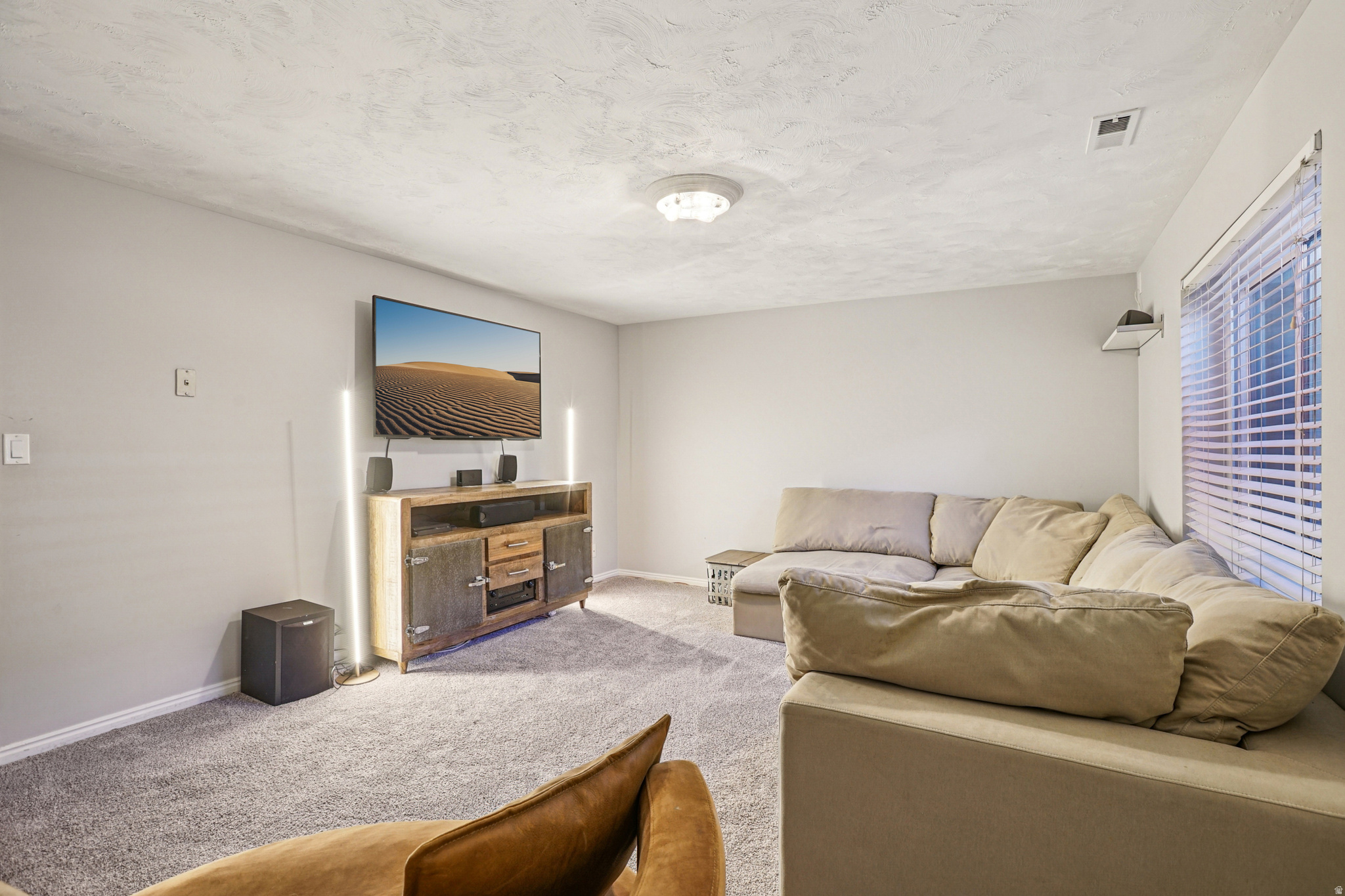 SPRING HOLLOW - Residential