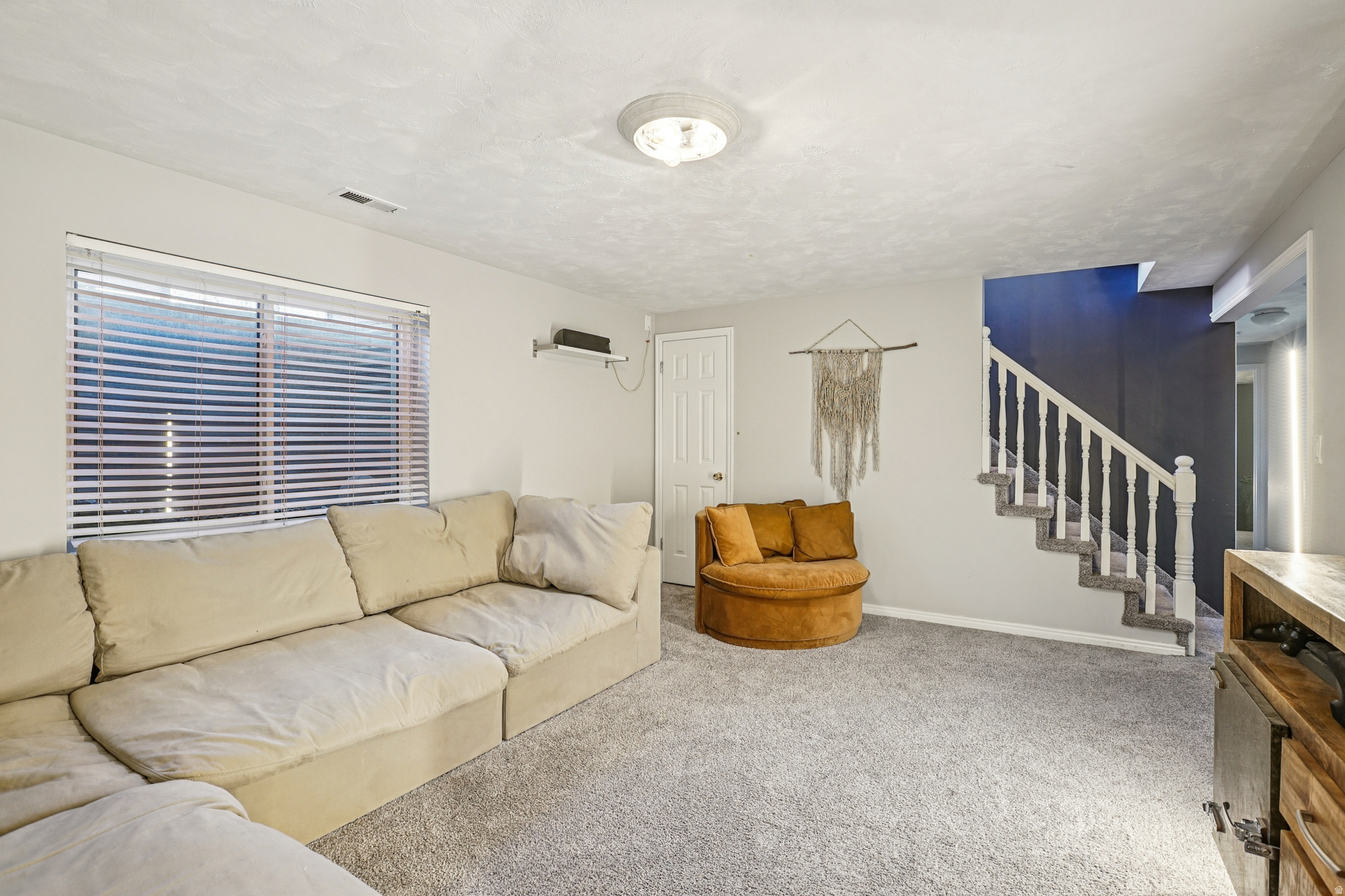 SPRING HOLLOW - Residential