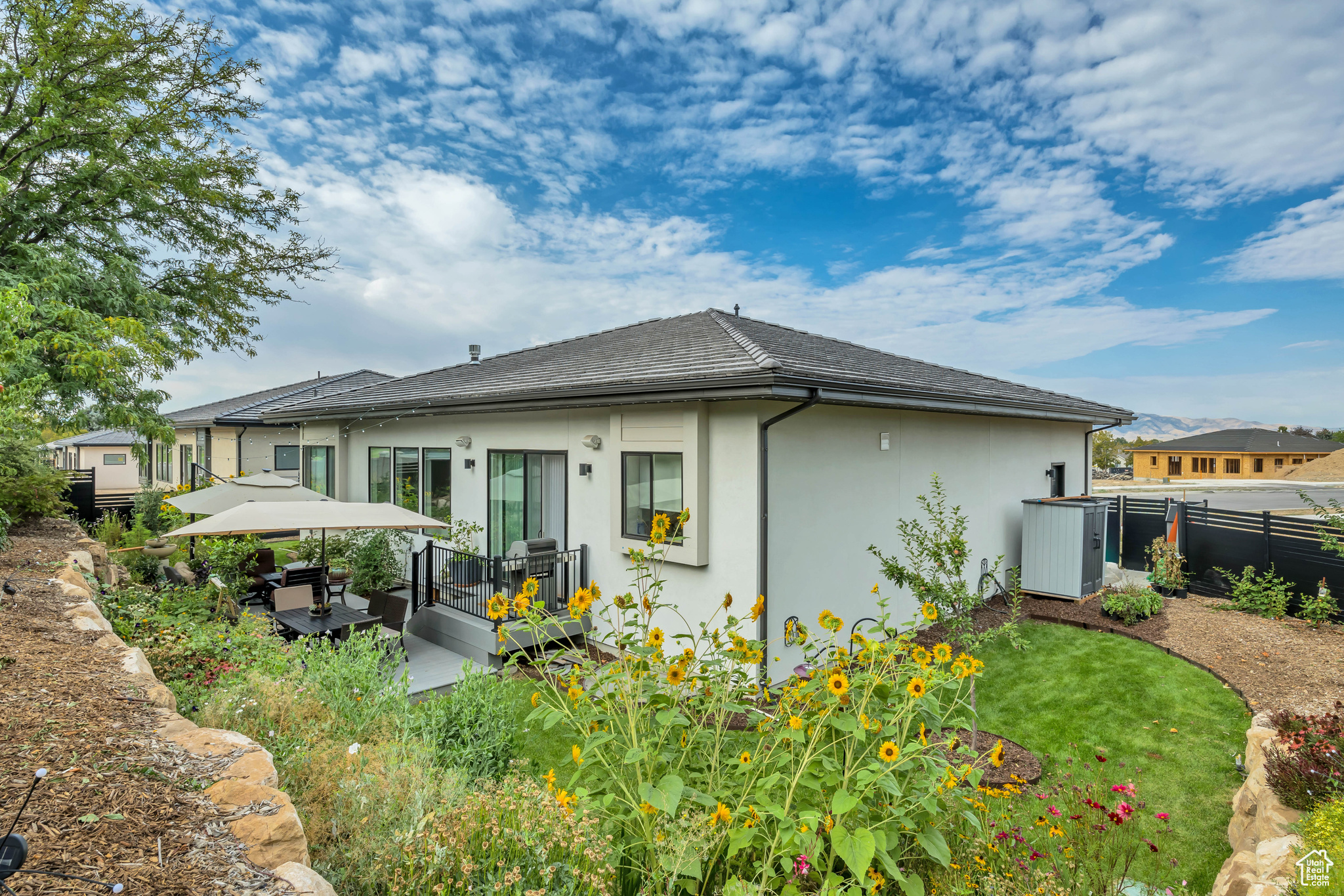 ABBEY ROAD COMMUNITY - Residential