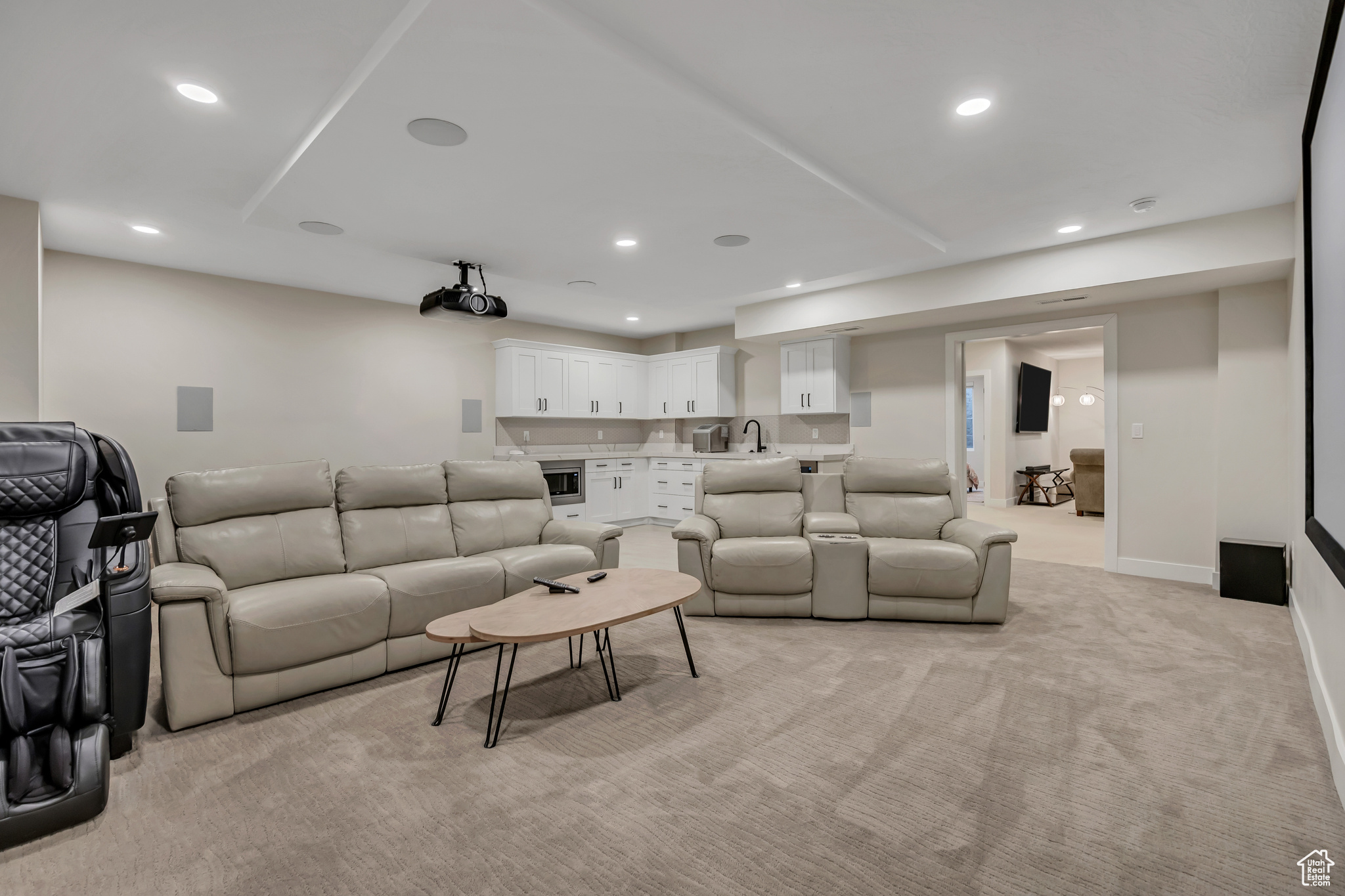 ABBEY ROAD COMMUNITY - Residential