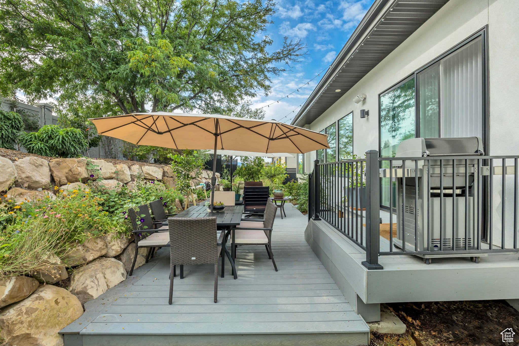 ABBEY ROAD COMMUNITY - Residential