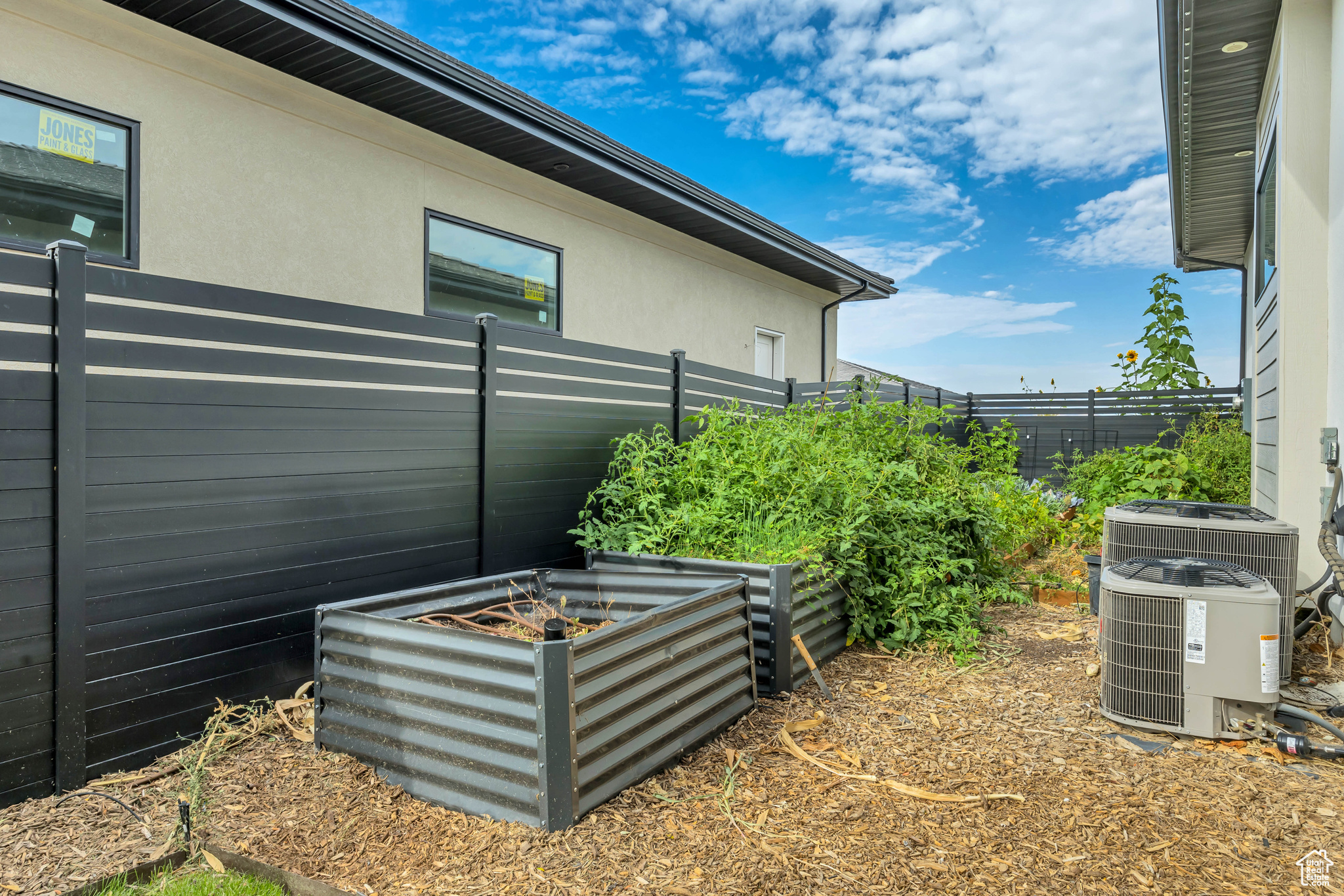 ABBEY ROAD COMMUNITY - Residential