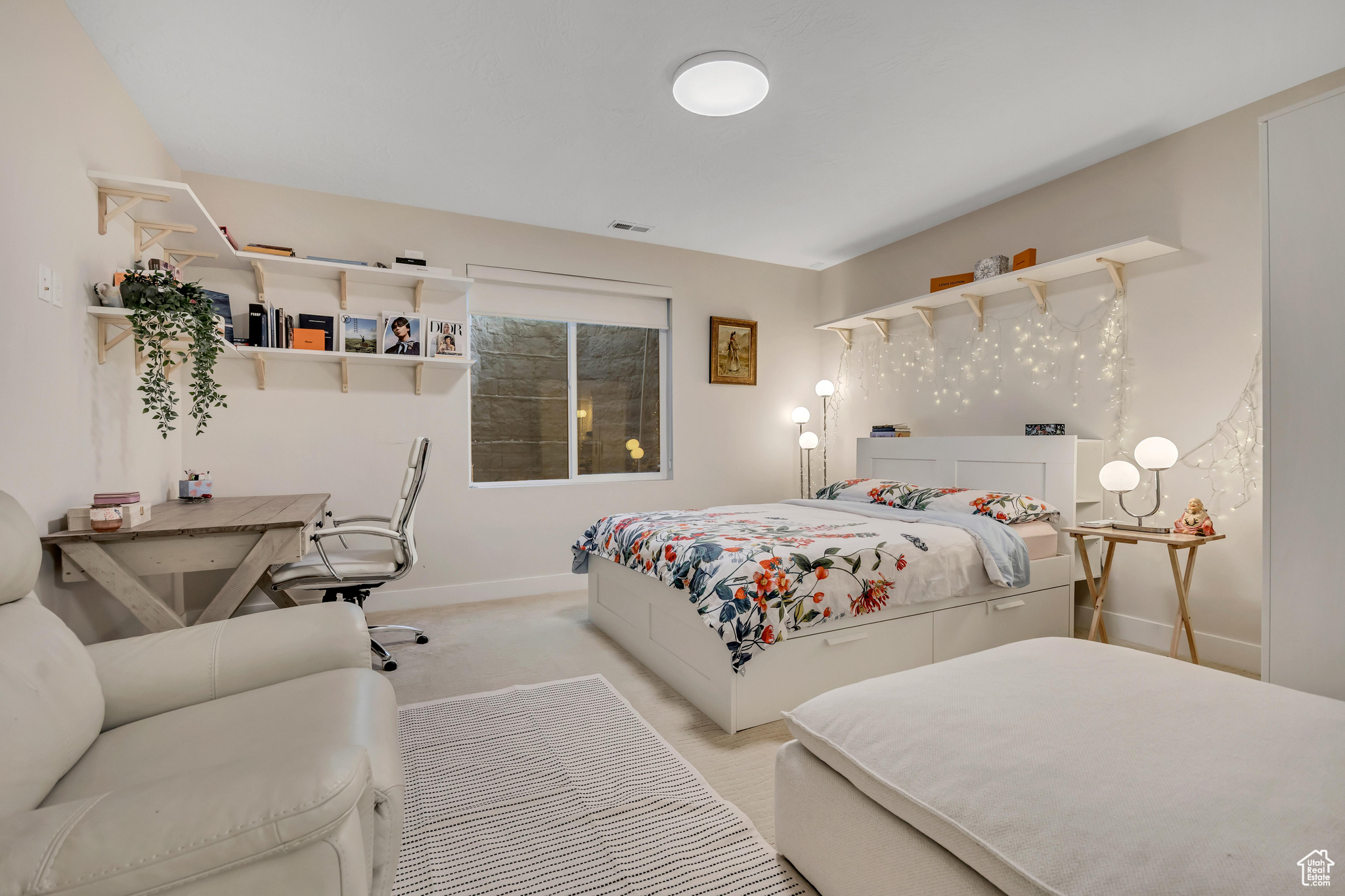 ABBEY ROAD COMMUNITY - Residential