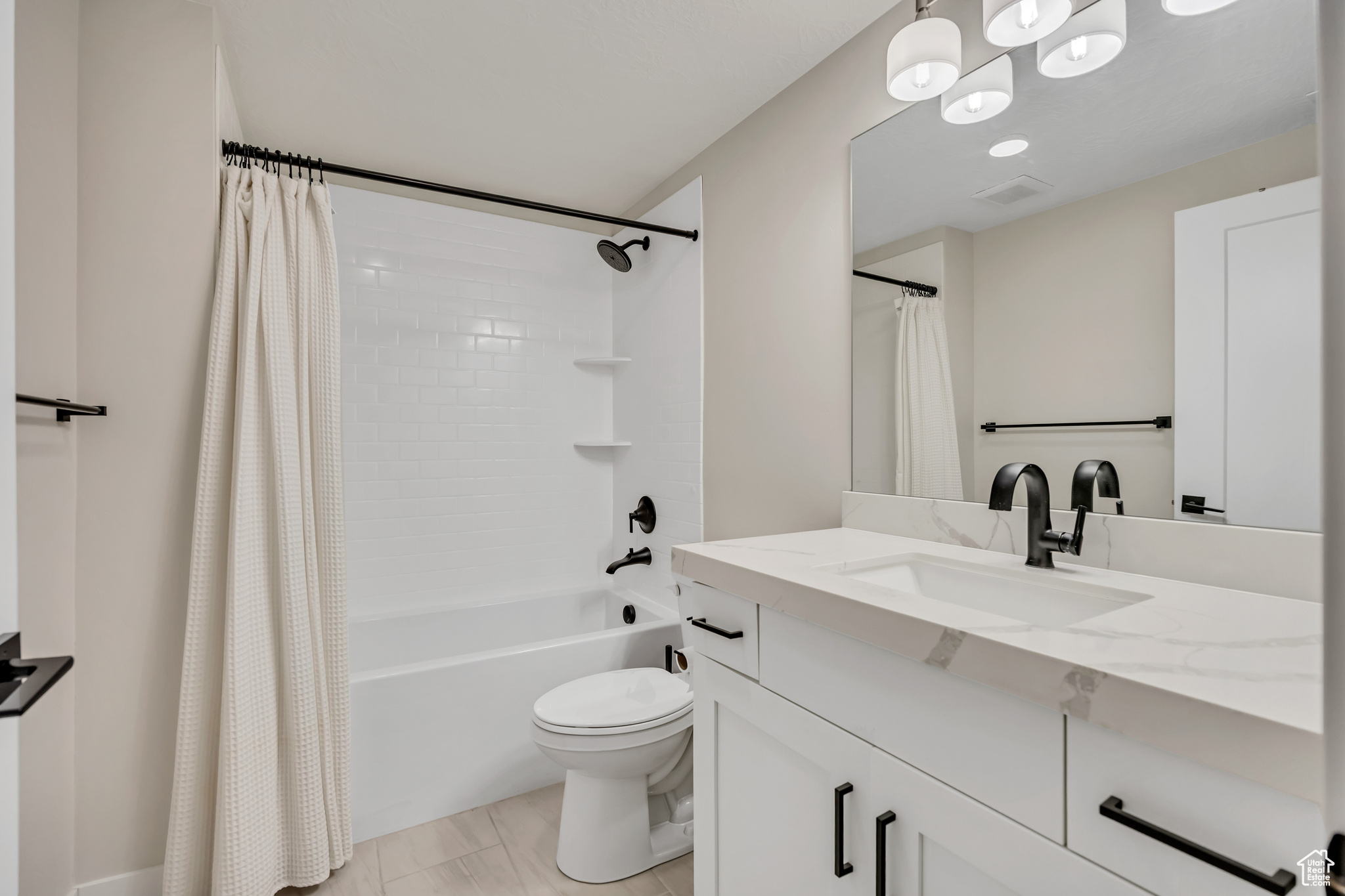 ABBEY ROAD COMMUNITY - Residential