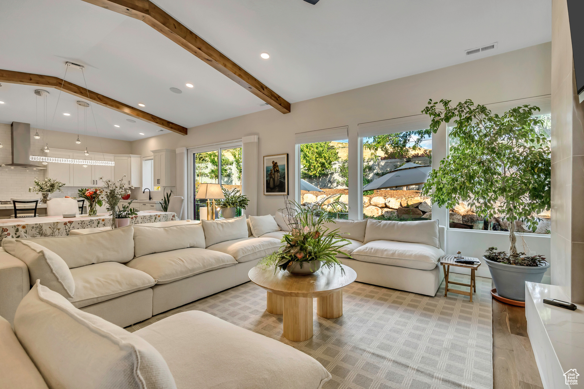 ABBEY ROAD COMMUNITY - Residential